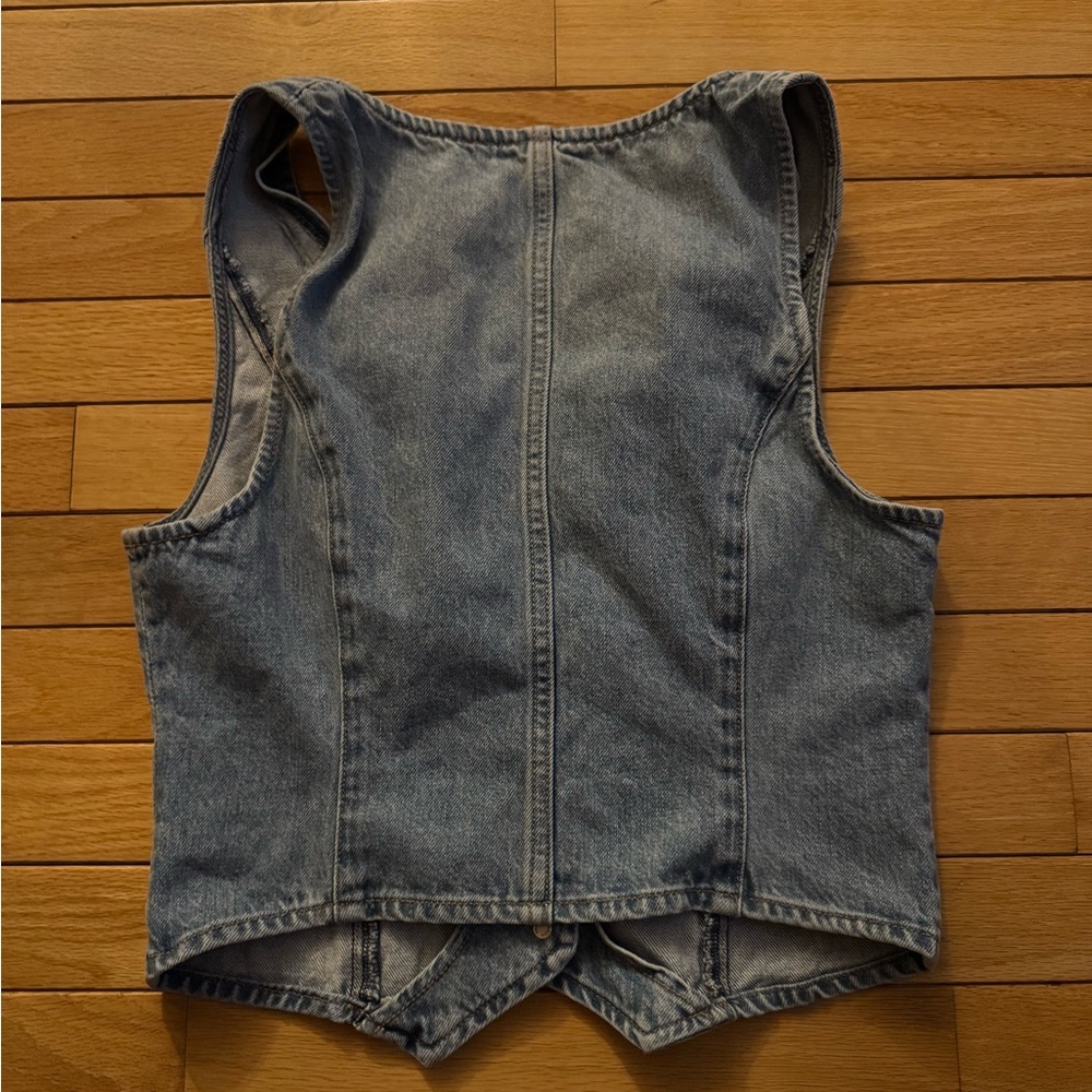 Aritzia Light Blue Denim Button-Front Vest - Picture 3 of 4